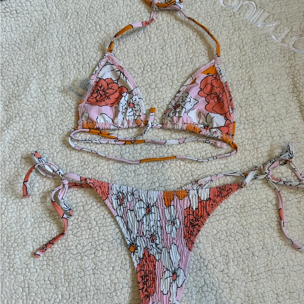Beach Bunny Floral Bikini Set M - Picture 4 of 5